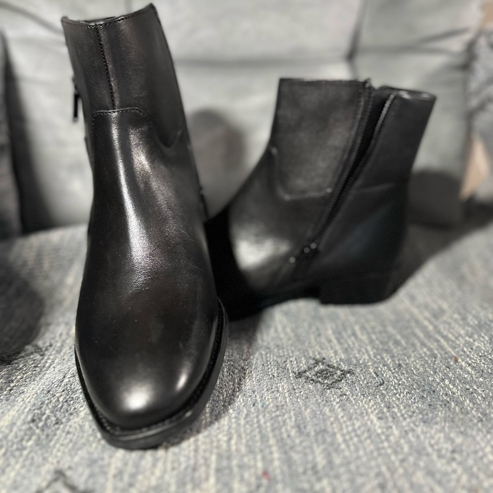 Aldo Black Ankle Boots - Picture 2 of 6